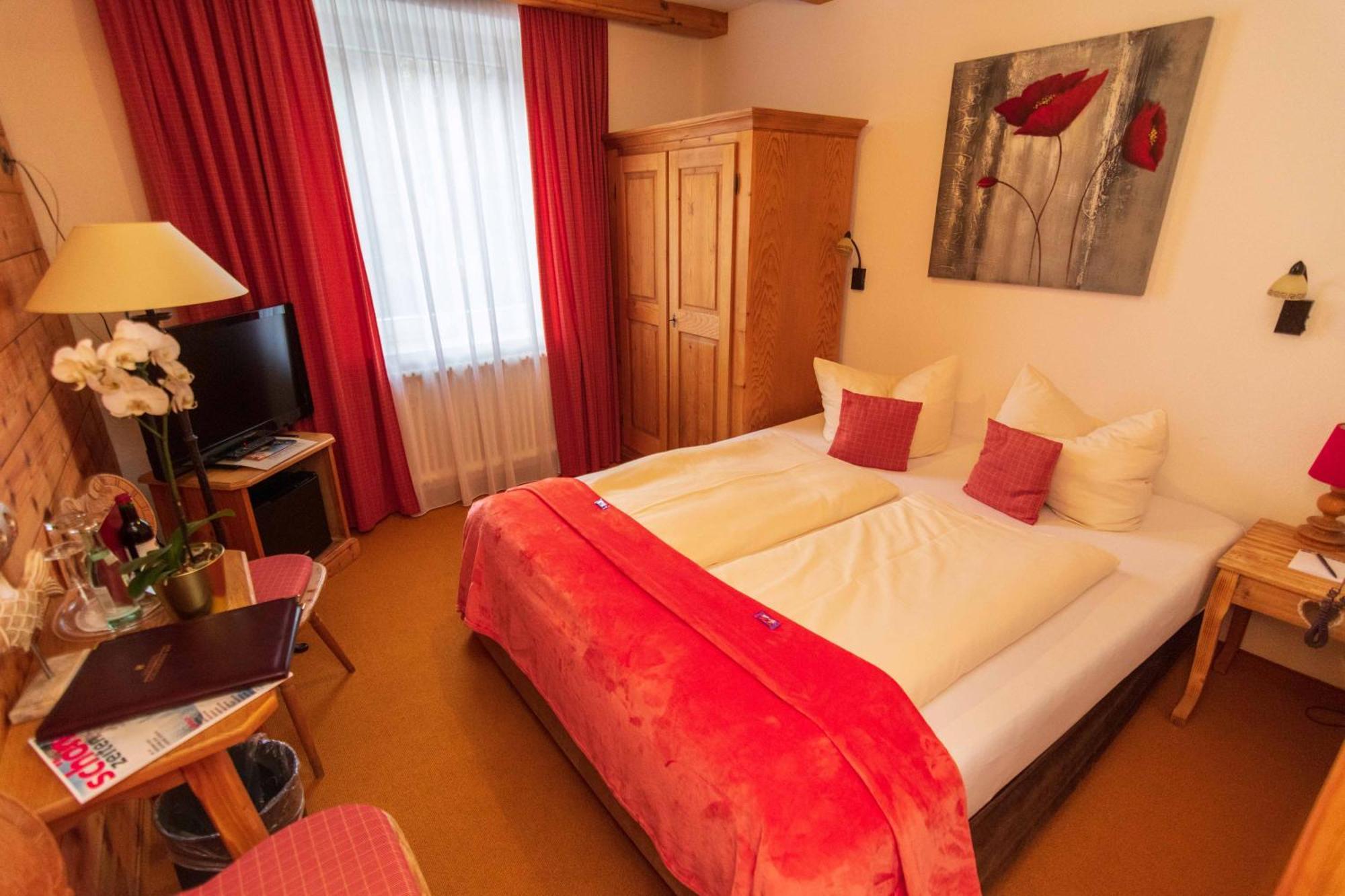 Seehotel Schlierseer Hof Exterior photo